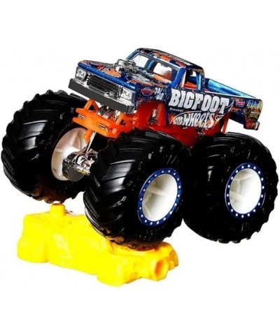 HW Monster Trucks Bigfoot Crash Legends 1:64 Scale $21.70 Kids' Play Trucks