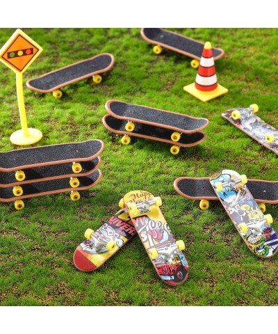 25 Pieces Fingerboards Set Mini Finger Skateboard Fingertip Movement Party Favors Finger Skate Include Replacement Wheels and...