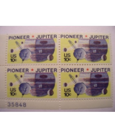 US Postage Stamps 1975 Space Issue Pioneer & Jupiter S 1556 Plate Block of 4 10 Cent Stamps $13.46 Collectibles Display & Sto...